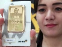 Harga Emas Antam Hari Ini Turun!