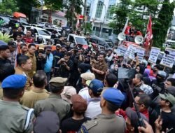 Mahasiswa Fakultas Hukum Gugat Pasal KUHP ke MK, Dinilai Kriminalisasi Aksi Demonstrasi