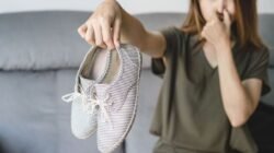 Tips Merawat Sepatu di Musim Hujan agar Tetap Awet dan Aman bagi Kesehatan Kaki