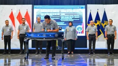 Kanwil Kemenkum Sulsel Teken Komitmen Zona Integritas dan Perjanjian Kinerja 2026